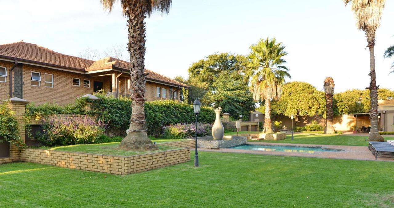 Anew Hotel Witbank Emalahleni Екстер'єр фото