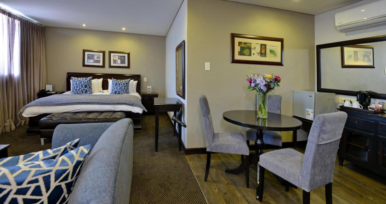 Anew Hotel Witbank Emalahleni Екстер'єр фото