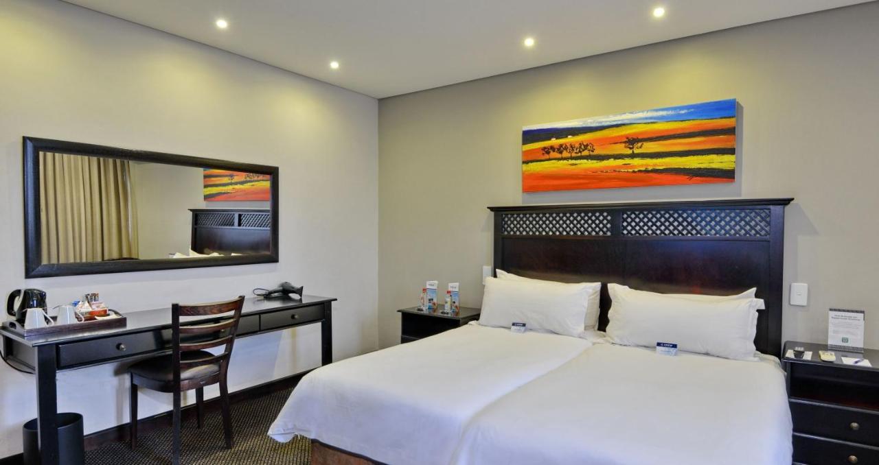 Anew Hotel Witbank Emalahleni Екстер'єр фото