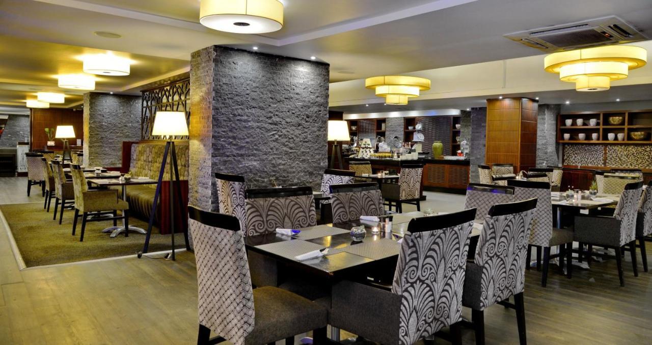 Anew Hotel Witbank Emalahleni Екстер'єр фото